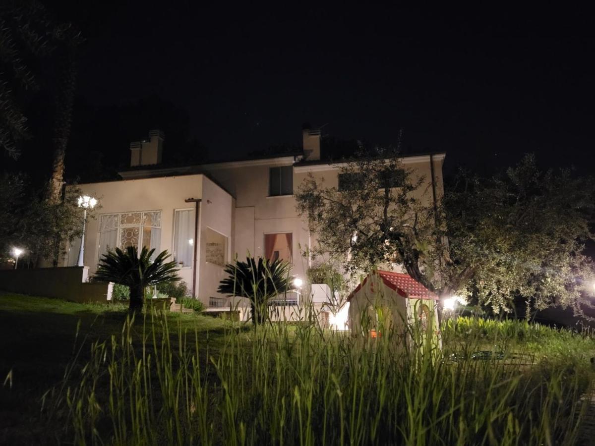Casale Angela Appartement Torrevecchia Teatina Buitenkant foto